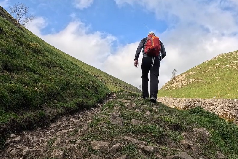 walk1 pace